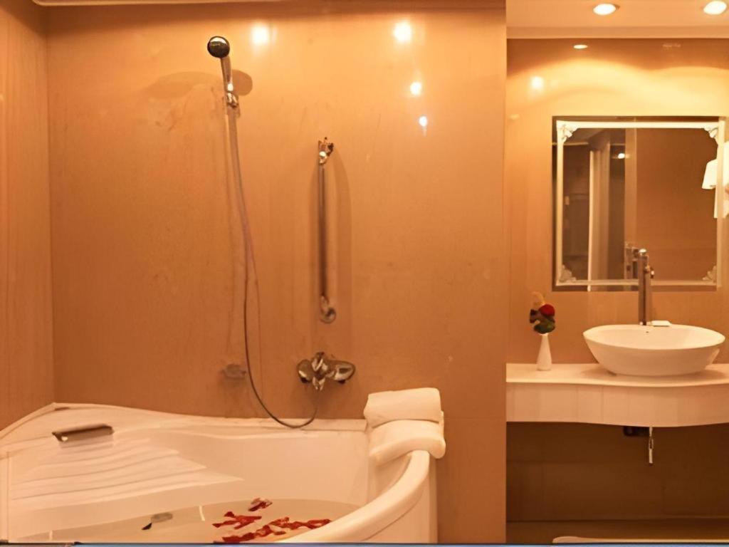 Hotel Ruposhi Bangla Dháka Exteriér fotografie